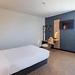 Massieux 3*