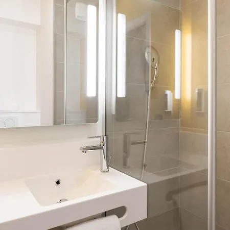 Massieux Hotel Genay (Rhone)