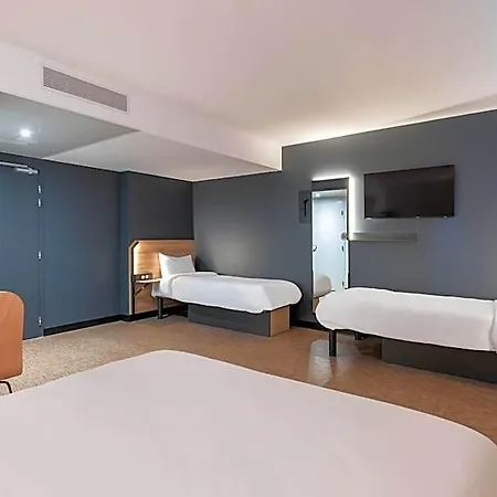 Hotel Massieux 3*