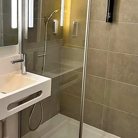Massieux Hotel 3*