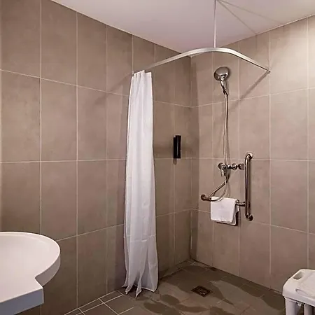 Massieux Hotel Genay (Rhone)