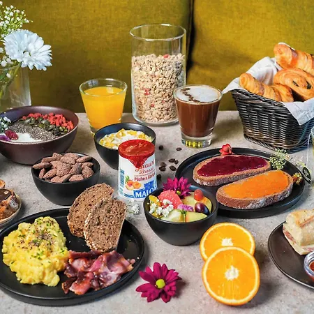 Massieux Hotel 3*