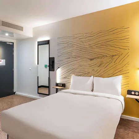 Massieux Hotel Genay (Rhone)